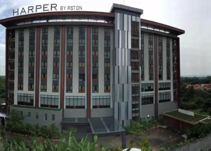 Harper Purwakarta Hotel
