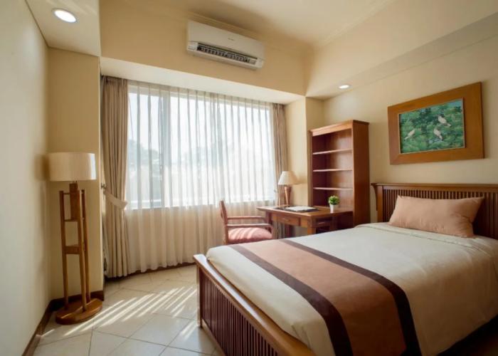 Puri KIIC Golf View Hotel