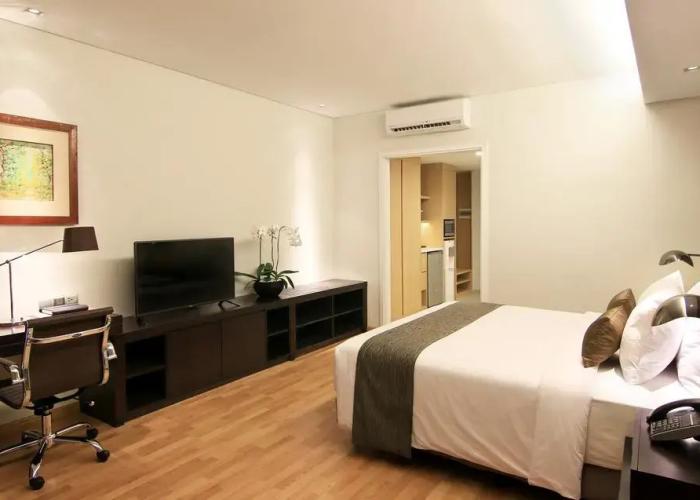 Delonix Hotel Karawang