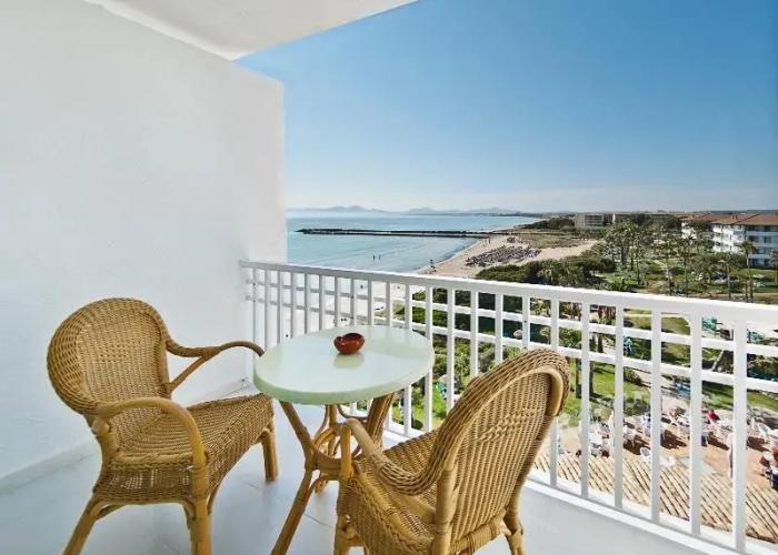 Playa Esperanza Suites