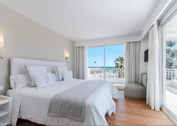 Playa Esperanza Resort
