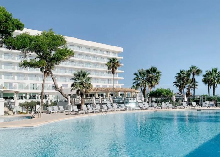 Playa Esperanza Resort