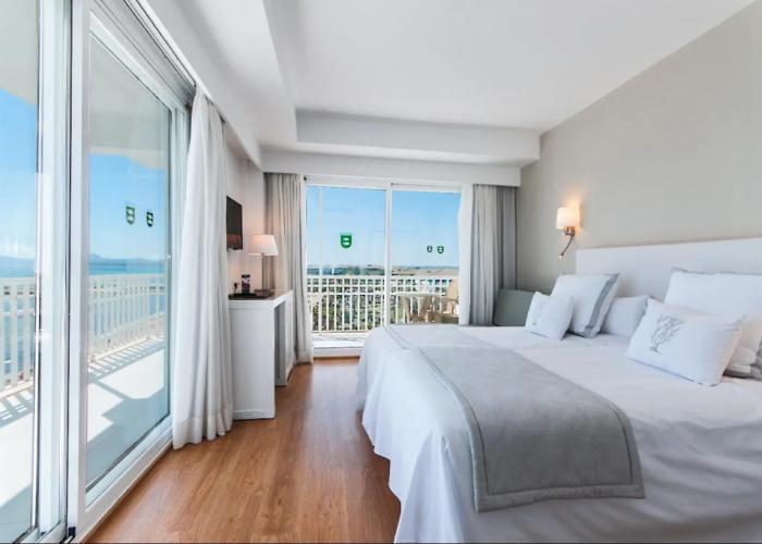 Playa Esperanza Resort