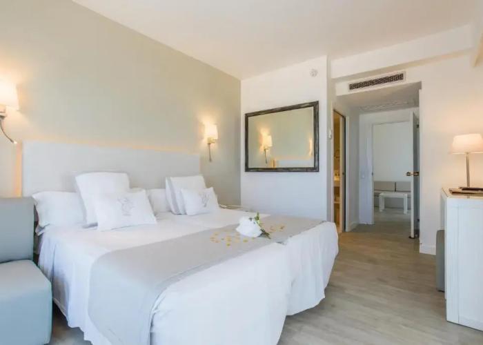 Playa Esperanza Resort