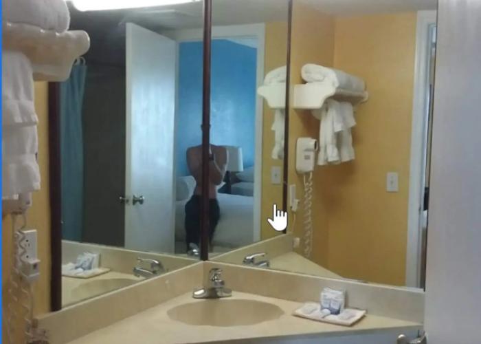 Flamingo Bay Hotel & Marina at Taino Beach