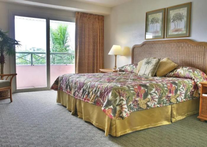 Castaways Resort and Suites