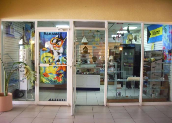 Royal Islander Hotel