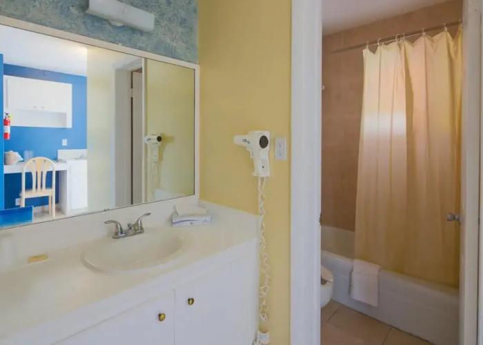 Bell Channel Inn Hotel