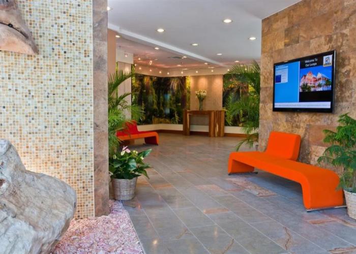 Pelican Bay Resort at Lucaya