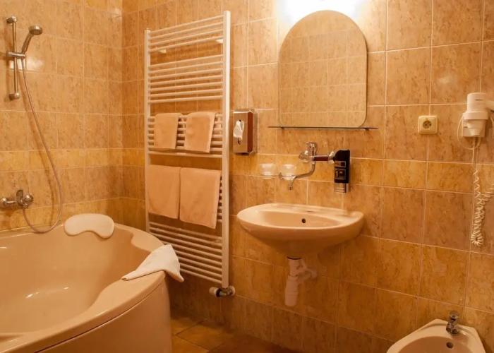 Hotel pod hradom