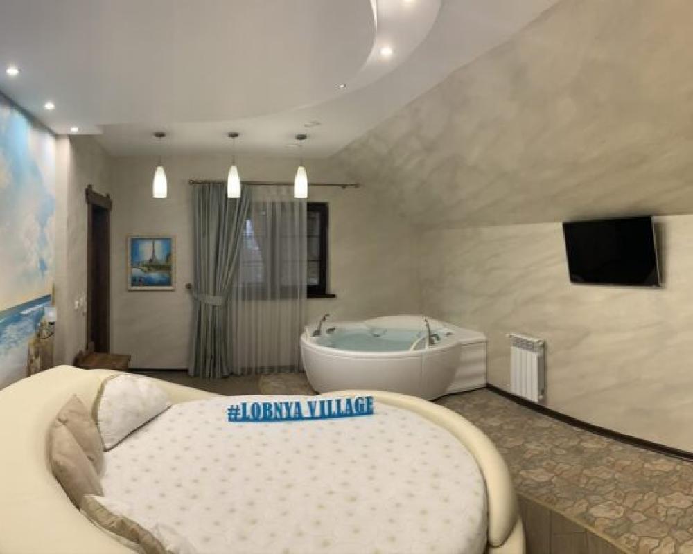 Lobnya Village Villa