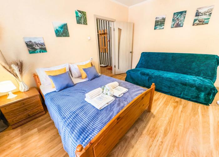 S zaseleniyem Lutshiy servis Posutochno 50 Apartments