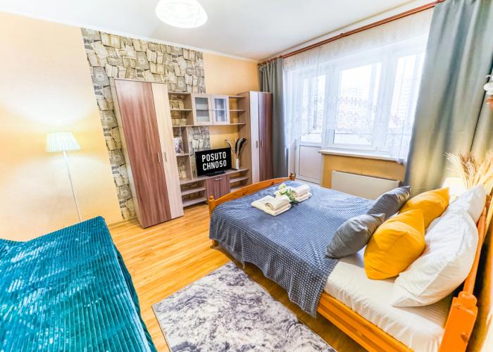 S zaseleniyem Lutshiy servis Posutochno 50 Apartments