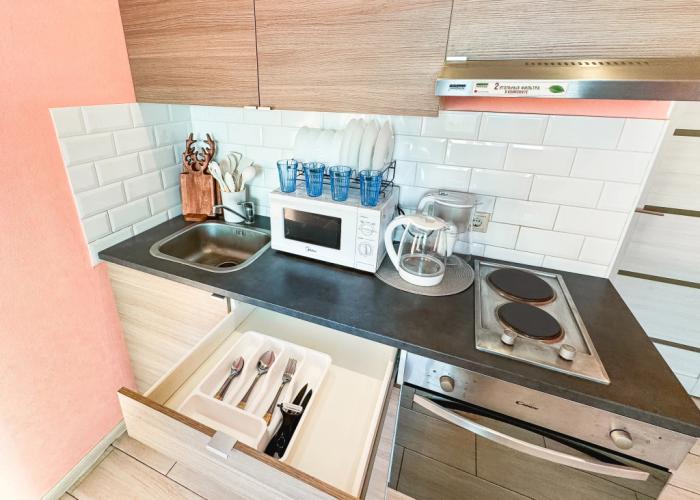 S zaseleniyem Lutshiy servis Posutochno50 Apartments