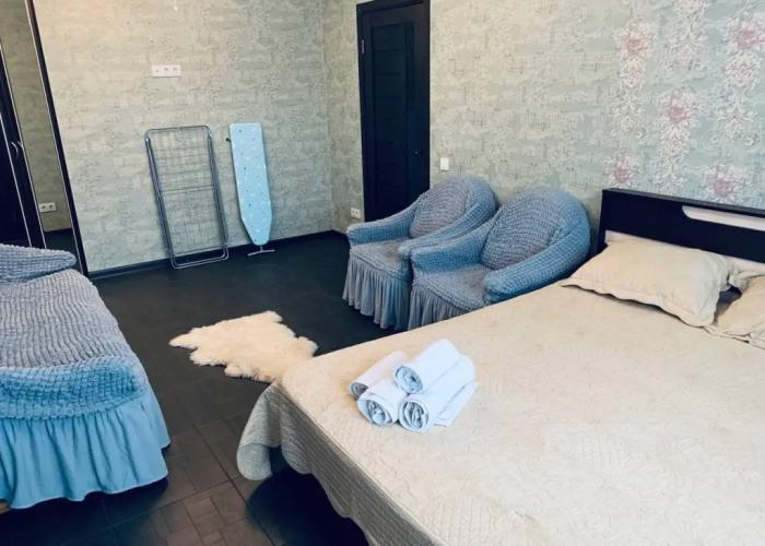 S zaseleniyem Lutshiy servis Posutochno50 Apartments