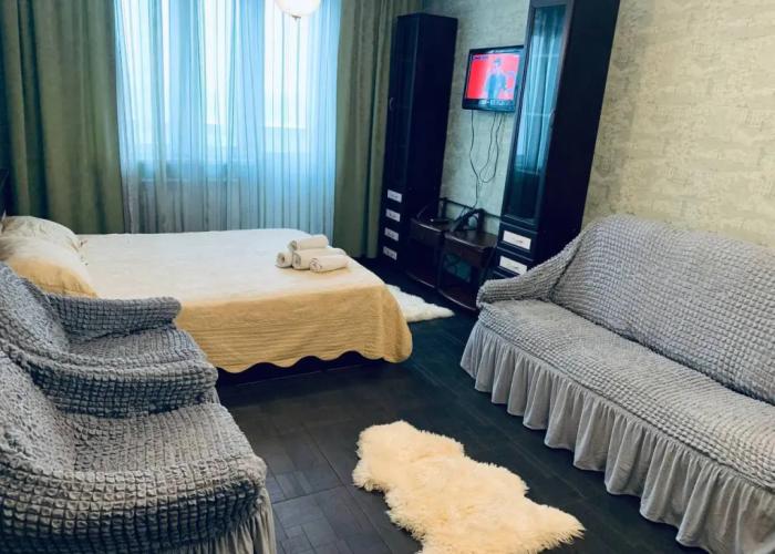 S zaseleniyem Lutshiy servis Posutochno50 Apartments
