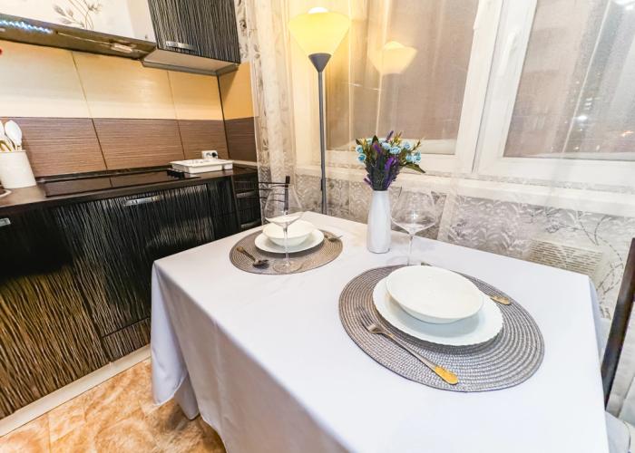 S zaseleniyem Lutshiy servis Posutochno50 Apartments