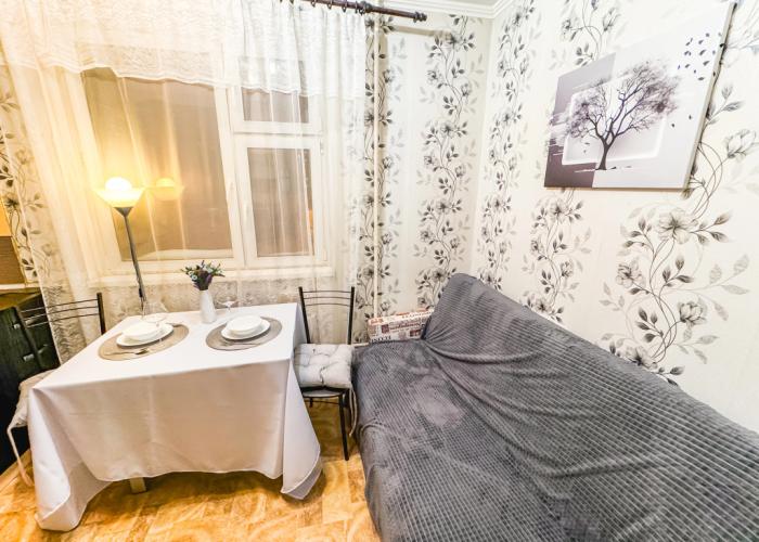 S zaseleniyem Lutshiy servis Posutochno50 Apartments