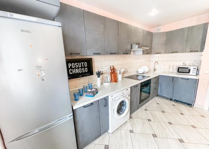 S zaseleniyem Lutshiy servis Posutochno50 Flat