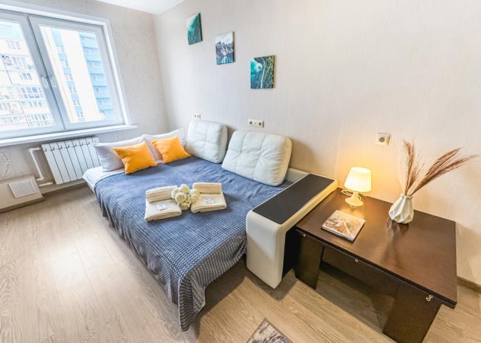 S zaseleniyem Lutshiy servis Posutochno50 Flat
