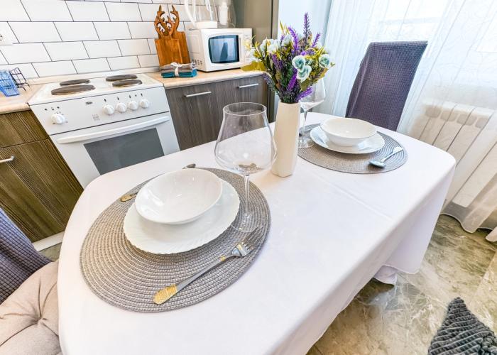 S zaseleniyem Lutshiy servis Posutochno50 Flat