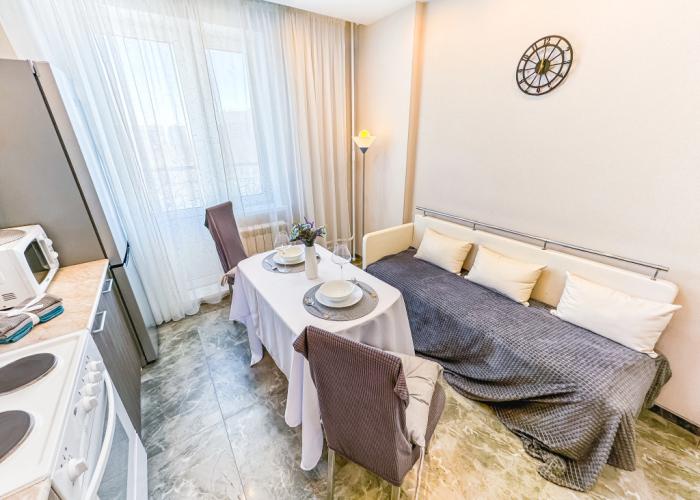S zaseleniyem Lutshiy servis Posutochno50 Flat