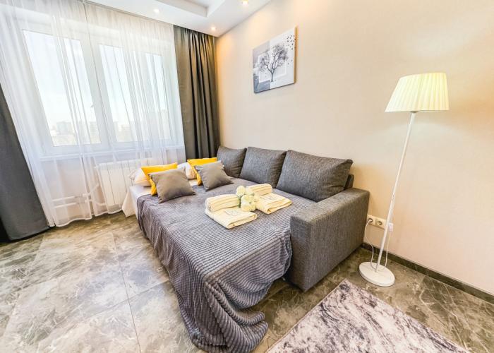 S zaseleniyem Lutshiy servis Posutochno50 Flat
