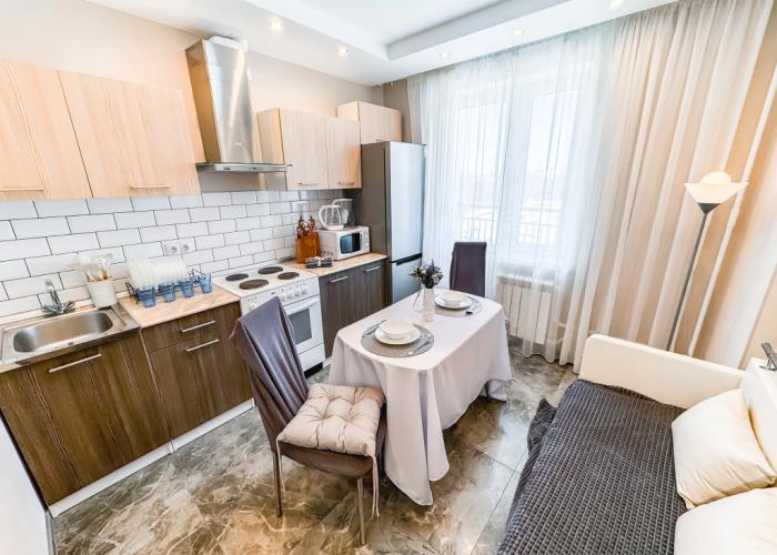 S zaseleniyem Lutshiy servis Posutochno50 Flat