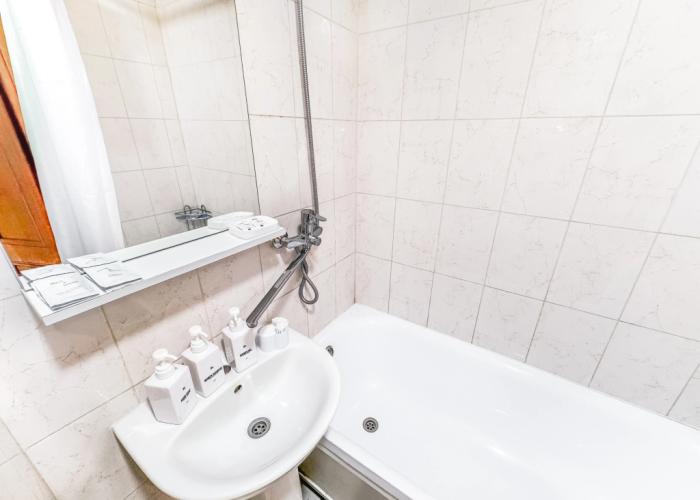 S zaseleniyem Lutshiy servis Posutochno50 Flat