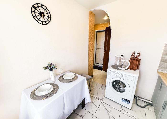S zaseleniyem Lutshiy servis Posutochno50 Flat