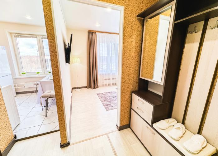 S zaseleniyem Lutshiy servis Posutochno50 Flat
