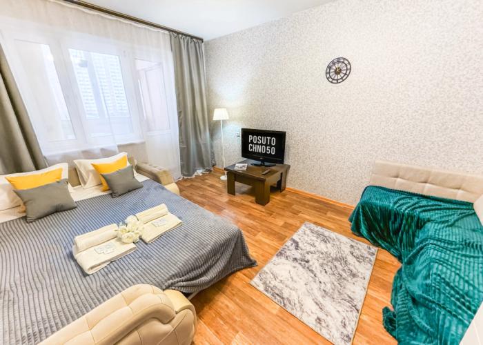 S zaseleniyem Lutshiy servis Posutochno50 Flat