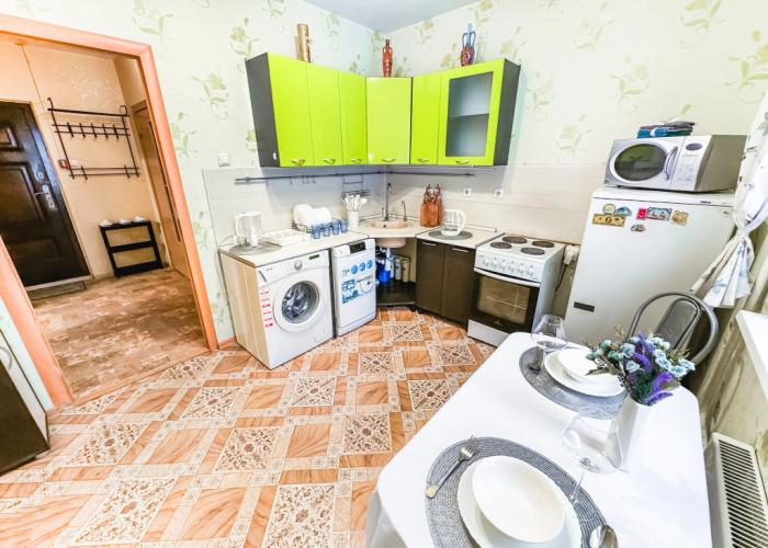 S zaseleniyem Lutshiy servis Posutochno50 Flat