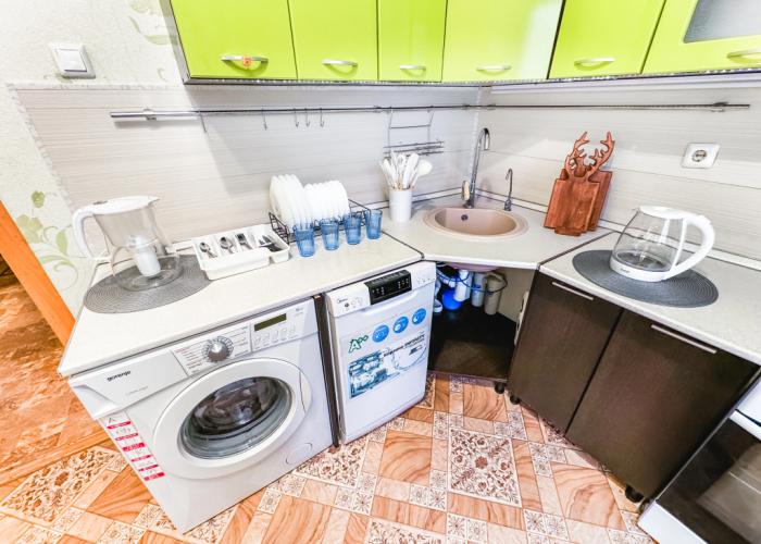 S zaseleniyem Lutshiy servis Posutochno50 Flat