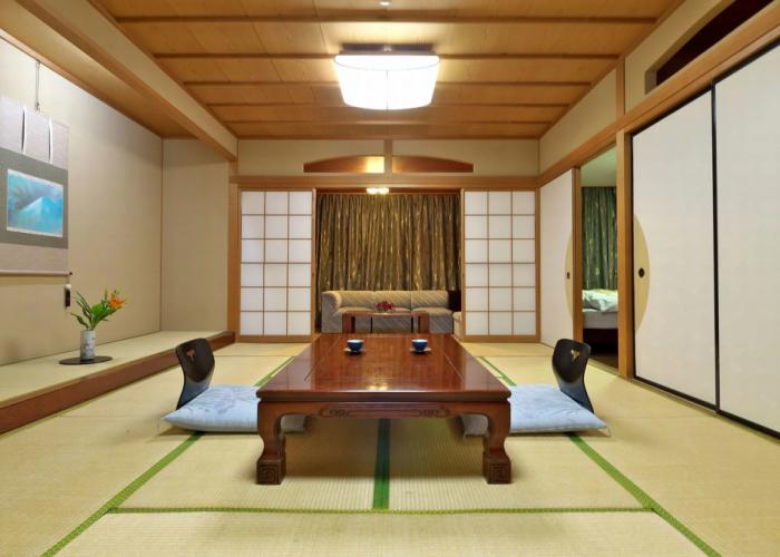 Yuraku Hotel