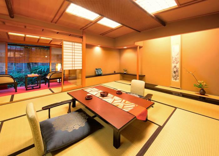 Awara Onsen Kofu Yuden Beniya