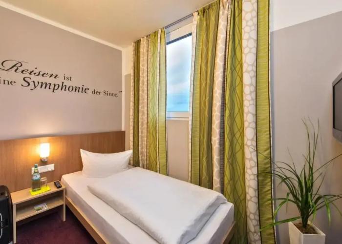 Hotel Mainstation