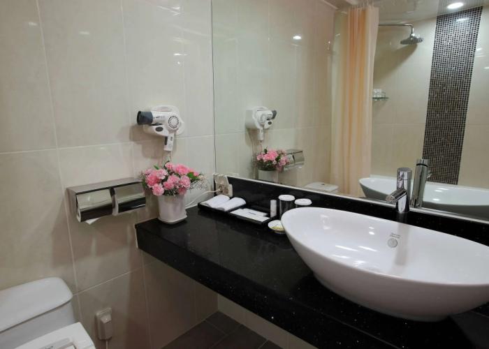 Ramada by Wyndham Dongtan Hotel