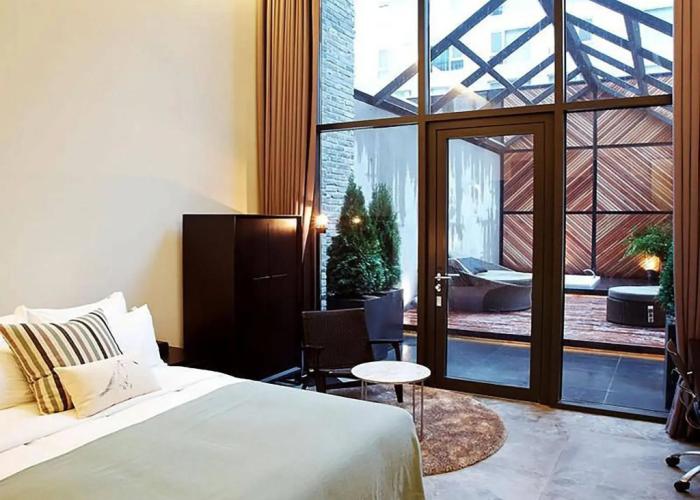 JS The Classic Hotel