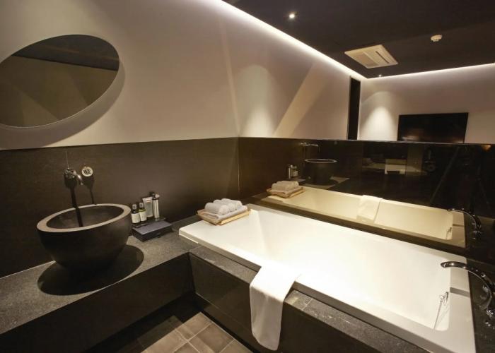 JS The Classic Hotel