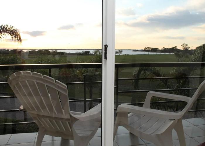 Brisas Del Lago Apart And Hotel