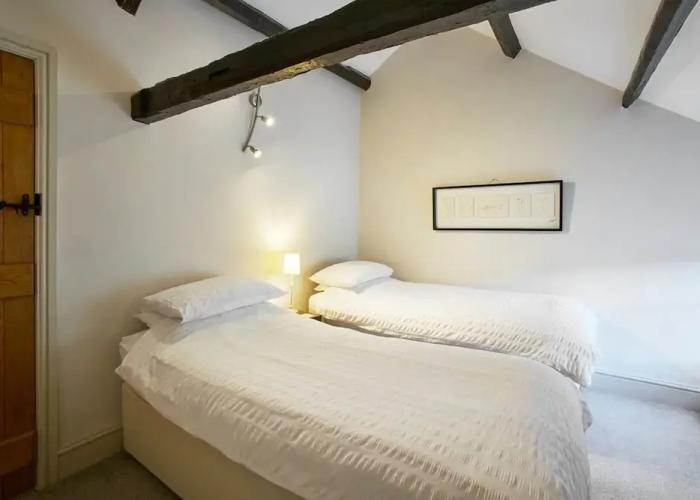 Host Stay Derwent
