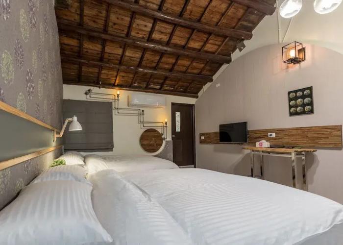 BNB SeaRoad