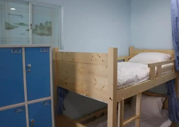 Wm & S - Hostel