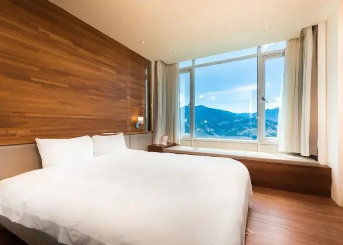 Jun Yue Hanging Garden Resort
