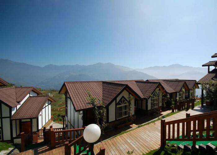 Sea of Clouds Vacation Villa