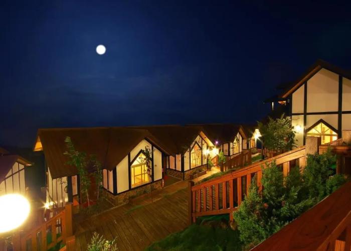 Sea of Clouds Vacation Villa