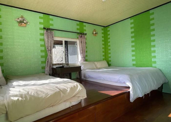 Emmanuel Farm House