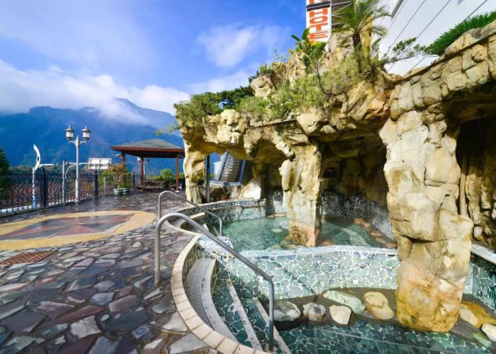 Hotel Tilun Dongpu Spa