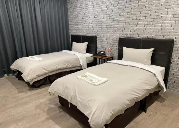 Saint Hostel